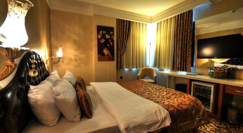 Golden Deluxe Hotel アダナ エクステリア 写真