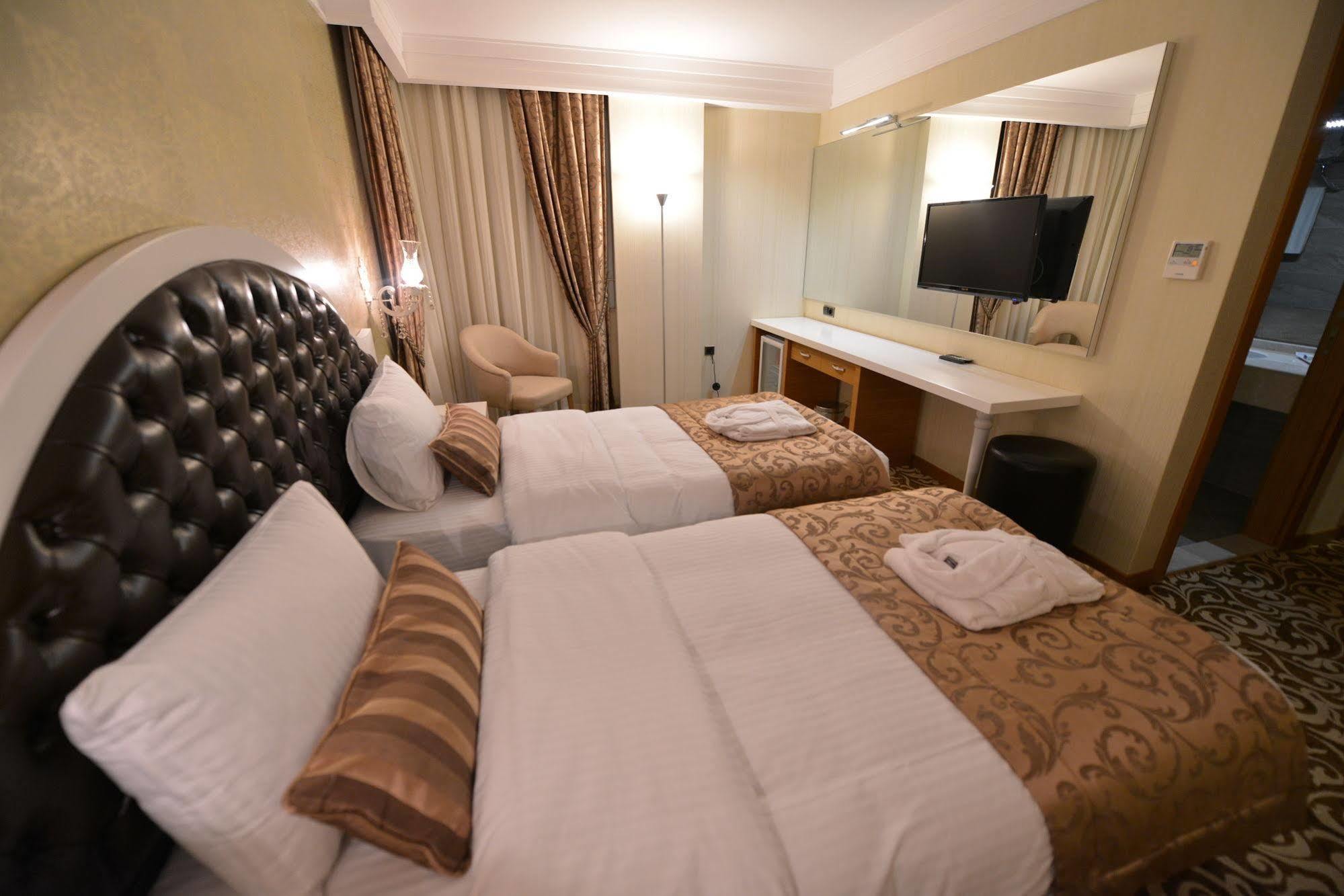 Golden Deluxe Hotel アダナ エクステリア 写真